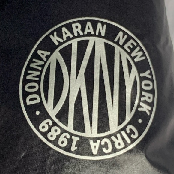 DKNY black hooded puffer jacket - Picture 4 of 4